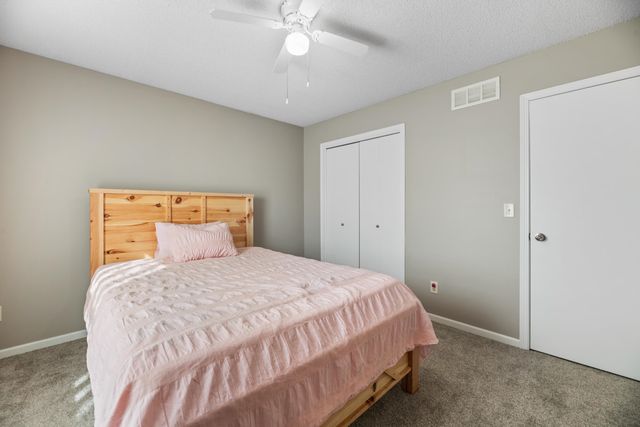 8305 E Old Mill St, Wichita, KS 67226