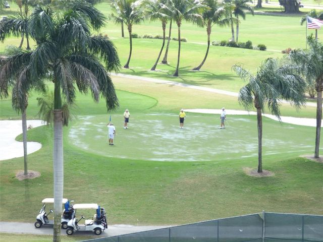 9410 N Hollybrook Lake Drive 303, Pembroke Pines, FL 33025