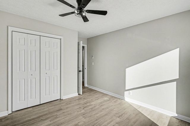 207 Morris Dr, Greenbrier, TN 37073