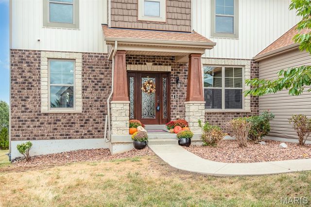 485 Cambridge Manor Drive, Wentzville, MO 63385