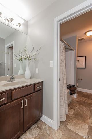 485 Cambridge Manor Drive, Wentzville, MO 63385