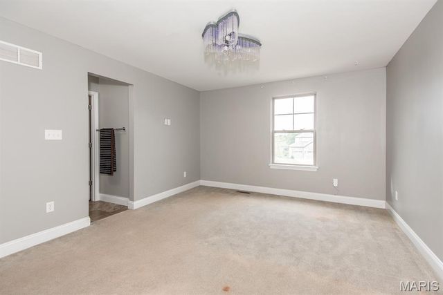 485 Cambridge Manor Drive, Wentzville, MO 63385