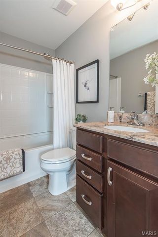 485 Cambridge Manor Drive, Wentzville, MO 63385