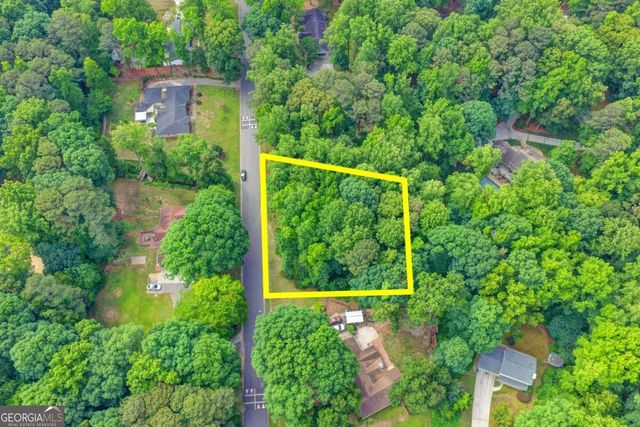 1389 Branchwood Drive, Snellville, GA 30078
