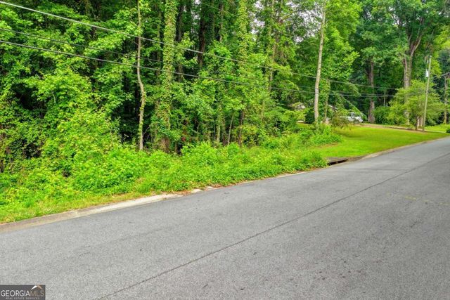1389 Branchwood Drive, Snellville, GA 30078
