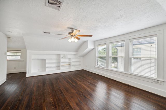 2611 Isabella Street, Houston, TX 77004