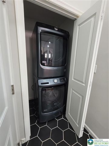 3422 Pocono Drive, East Stroudsburg, PA 18302