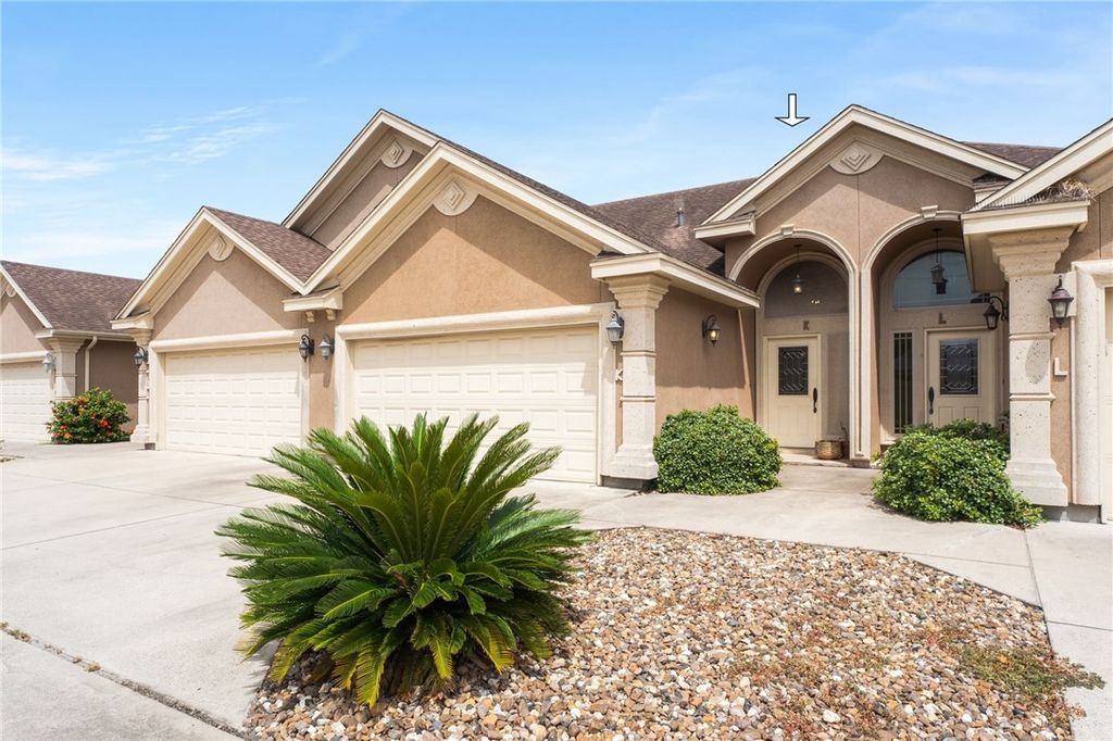 6934 Wooldridge K, Corpus Christi, TX 78414 — exterior