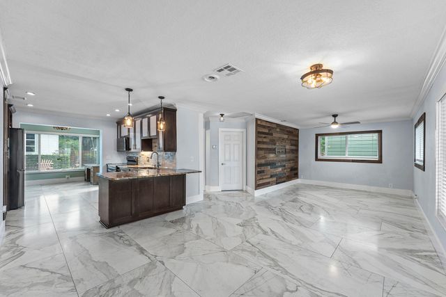 819 6TH Street, Lake Park, FL 33403