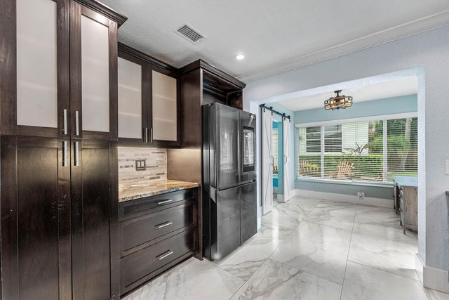 819 6TH Street, Lake Park, FL 33403