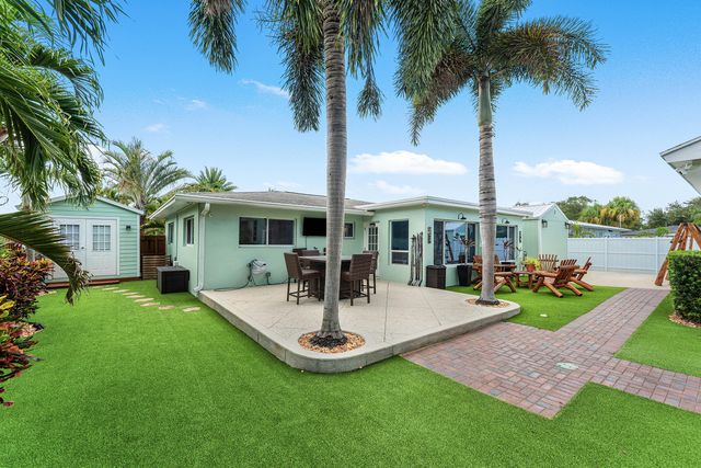 819 6TH Street, Lake Park, FL 33403