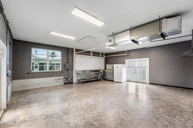 819 6TH Street, Lake Park, FL 33403