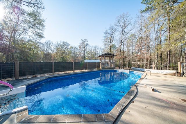 180 Hamlett Court, Waverly Hall, GA 31831