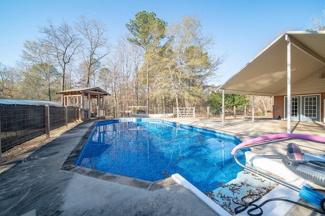 180 Hamlett Court, Waverly Hall, GA 31831