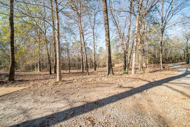 180 Hamlett Court, Waverly Hall, GA 31831