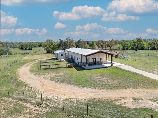 4500 Gibbs Ln Lane, Caldwell, TX 77836