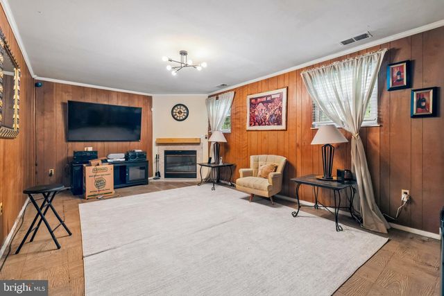 3720 SWANN RD, Suitland, MD 20746