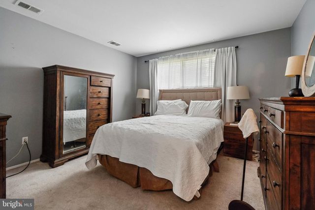 3720 SWANN RD, Suitland, MD 20746
