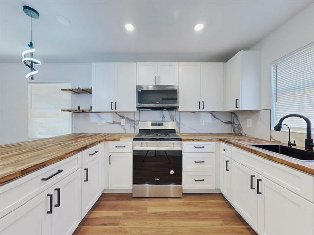 410 INWOOD AVENUE, New Smyrna Beach, FL 32168