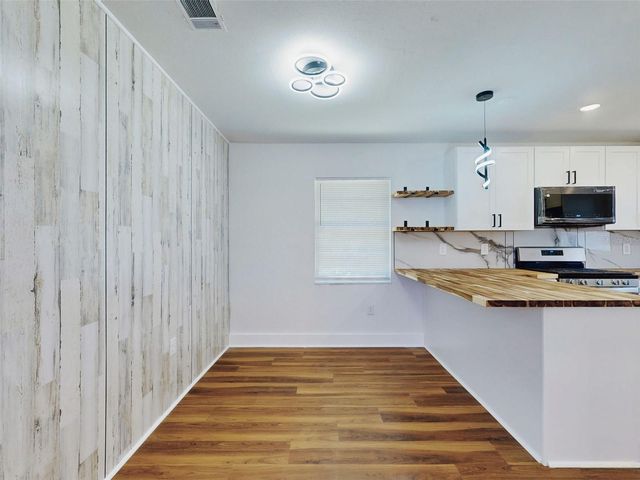 410 INWOOD AVENUE, New Smyrna Beach, FL 32168