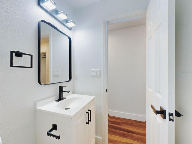 410 INWOOD AVENUE, New Smyrna Beach, FL 32168