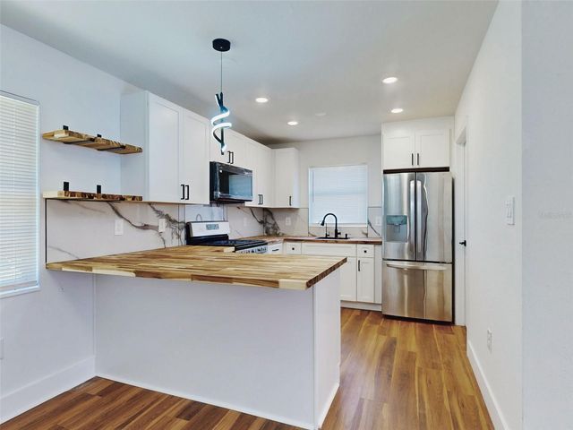 410 INWOOD AVENUE, New Smyrna Beach, FL 32168