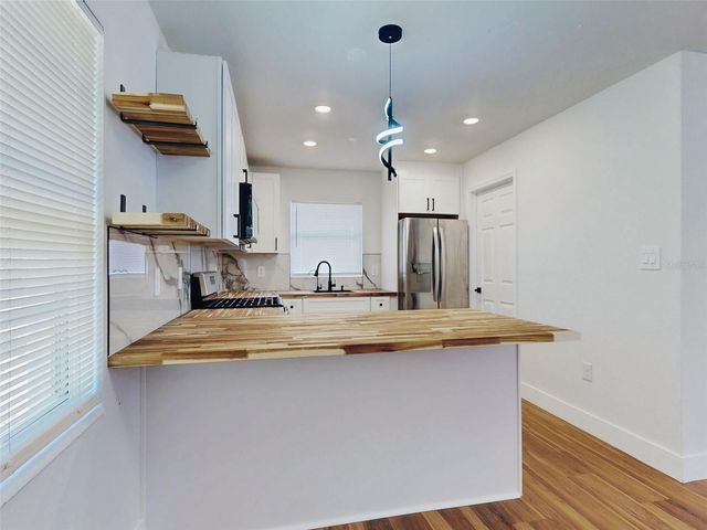 410 INWOOD AVENUE, New Smyrna Beach, FL 32168