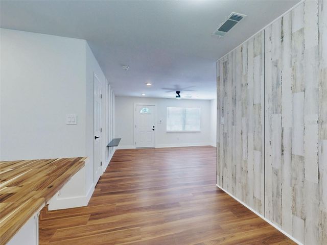 410 INWOOD AVENUE, New Smyrna Beach, FL 32168