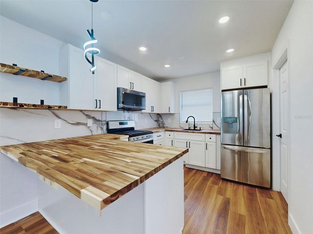 410 INWOOD AVENUE, New Smyrna Beach, FL 32168