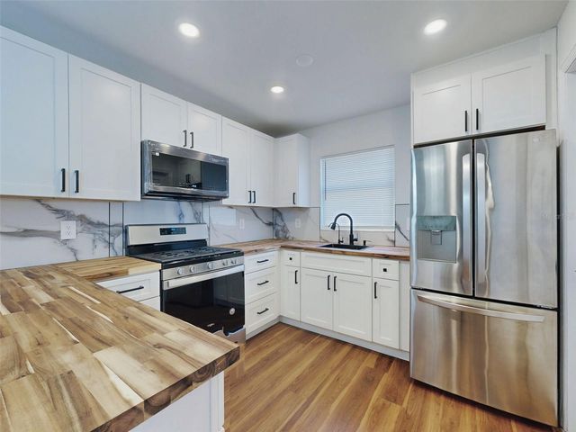 410 INWOOD AVENUE, New Smyrna Beach, FL 32168