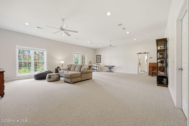 112 Steeplechase Way, Southern Pines, NC 28387