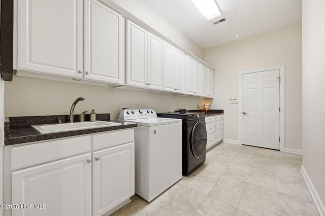 112 Steeplechase Way, Southern Pines, NC 28387