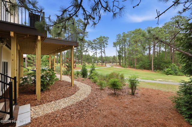 112 Steeplechase Way, Southern Pines, NC 28387