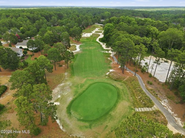 112 Steeplechase Way, Southern Pines, NC 28387