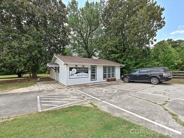 3501 Parkwood School Road, Monroe, NC 28112