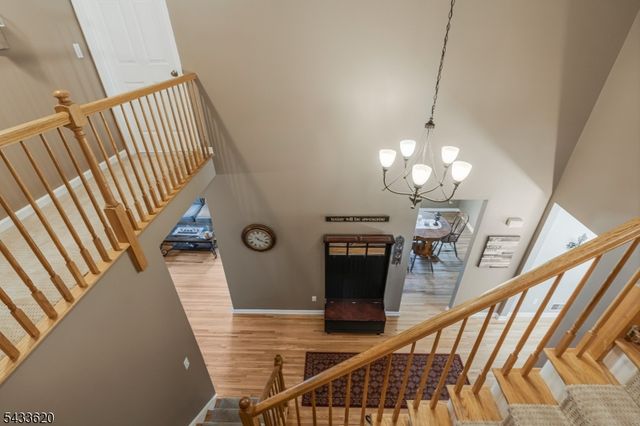 228 Woodside Ln, Bridgewater Twp., NJ 08807