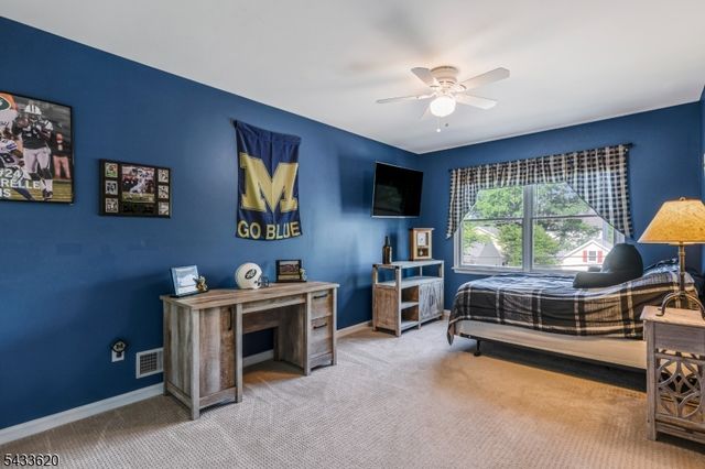 228 Woodside Ln, Bridgewater Twp., NJ 08807