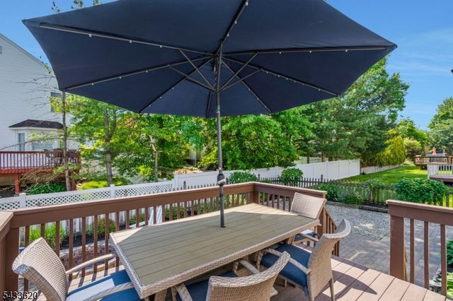 228 Woodside Ln, Bridgewater Twp., NJ 08807