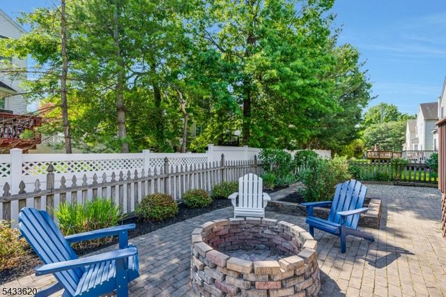228 Woodside Ln, Bridgewater Twp., NJ 08807