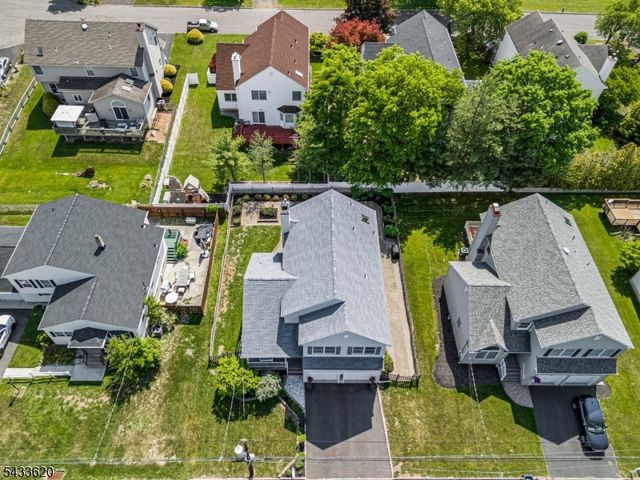 228 Woodside Ln, Bridgewater Twp., NJ 08807