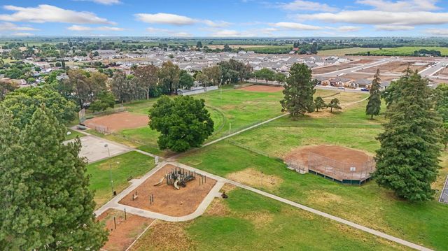 4831 Horner Ave, Stockton, CA 95215