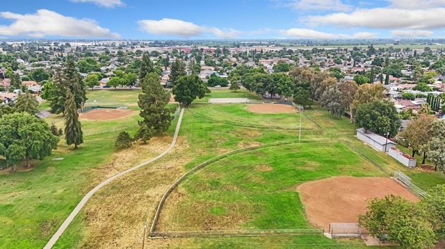 4831 Horner Ave, Stockton, CA 95215