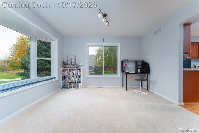 3340 Bennington Drive, Wixom, MI 48393