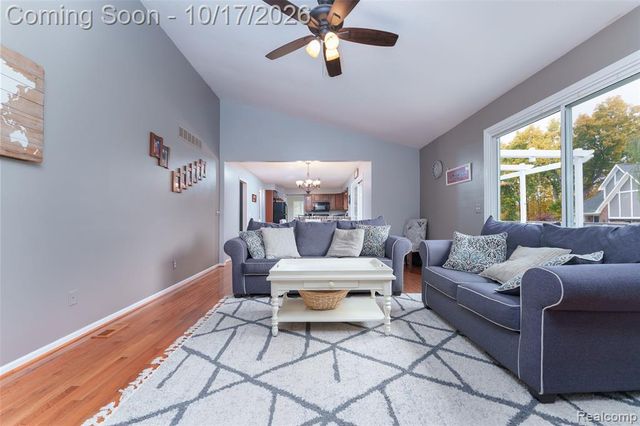 3340 Bennington Drive, Wixom, MI 48393