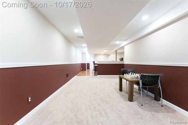 3340 Bennington Drive, Wixom, MI 48393