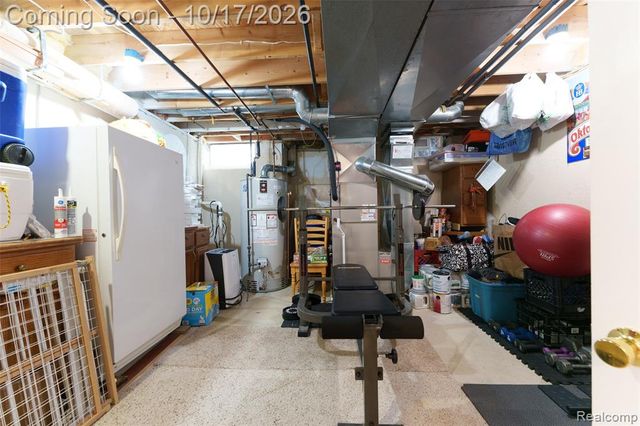 3340 Bennington Drive, Wixom, MI 48393