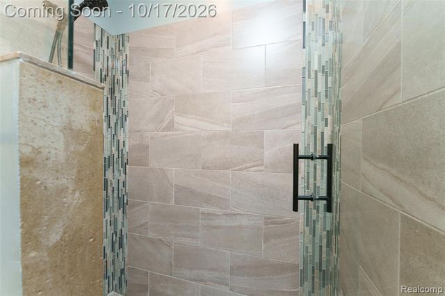 3340 Bennington Drive, Wixom, MI 48393