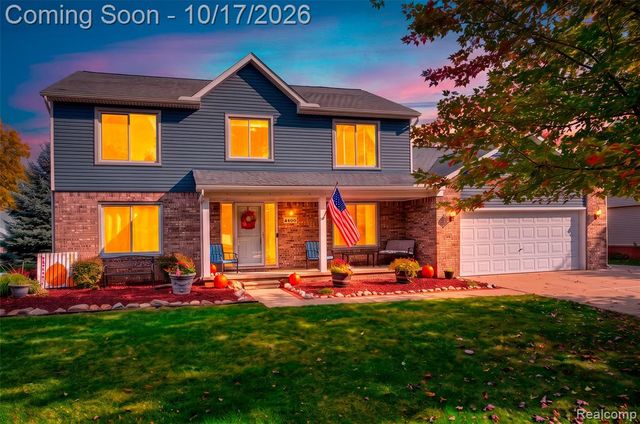 3340 Bennington Drive, Wixom, MI 48393