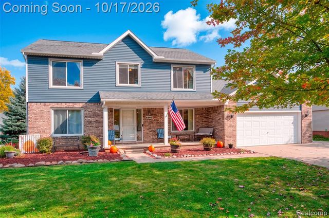 3340 Bennington Drive, Wixom, MI 48393