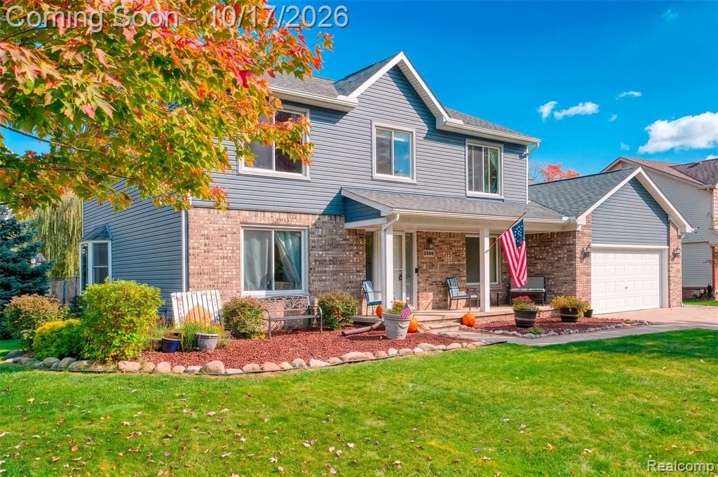 3340 Bennington Drive, Wixom, MI 48393